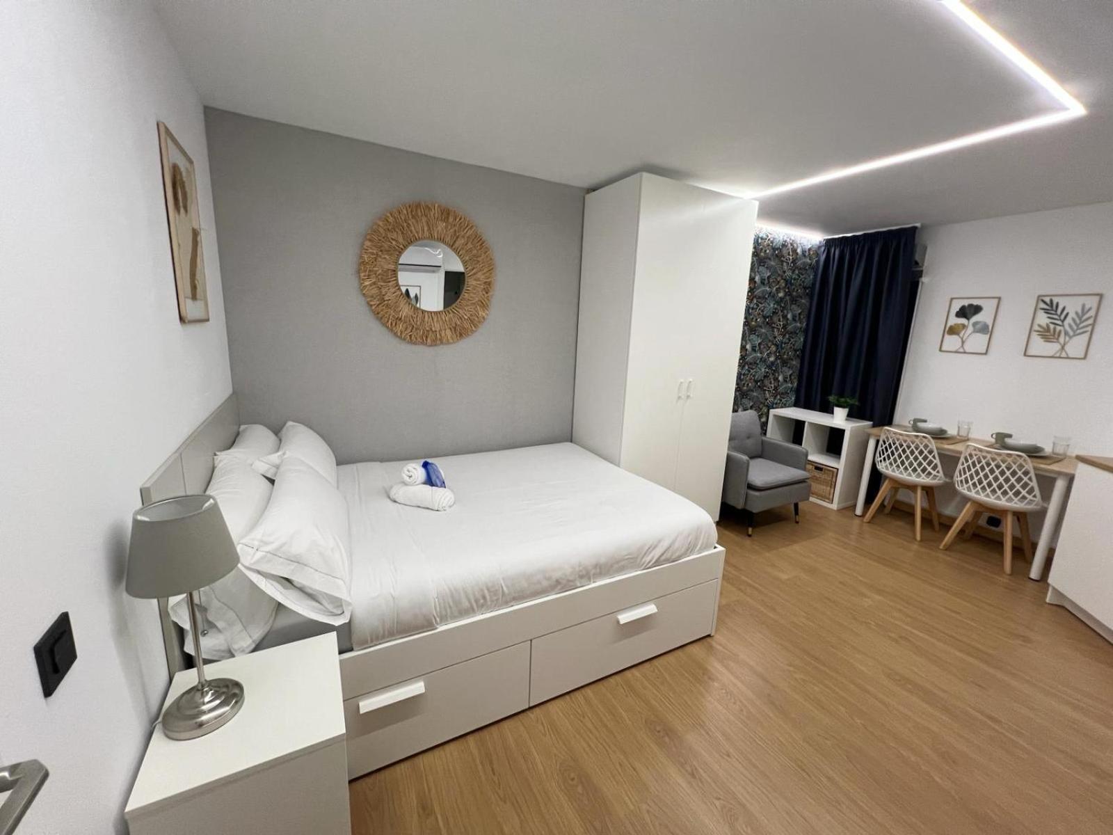 Modular Suites Alfonso Gomez Мадрид Екстер'єр фото